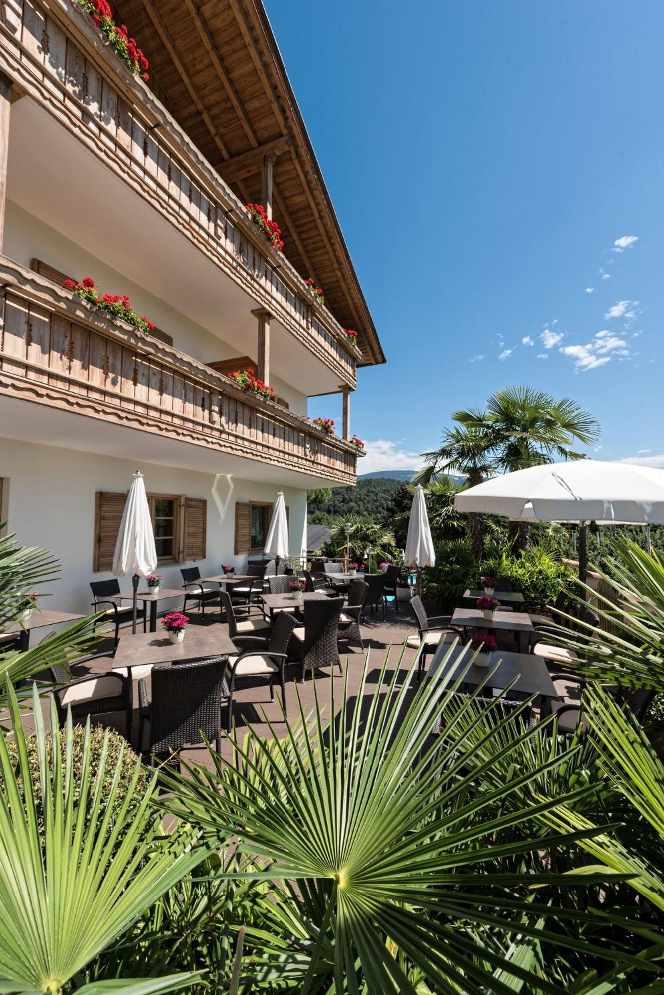 Hotel Schallerhof Tesimo Buitenkant foto