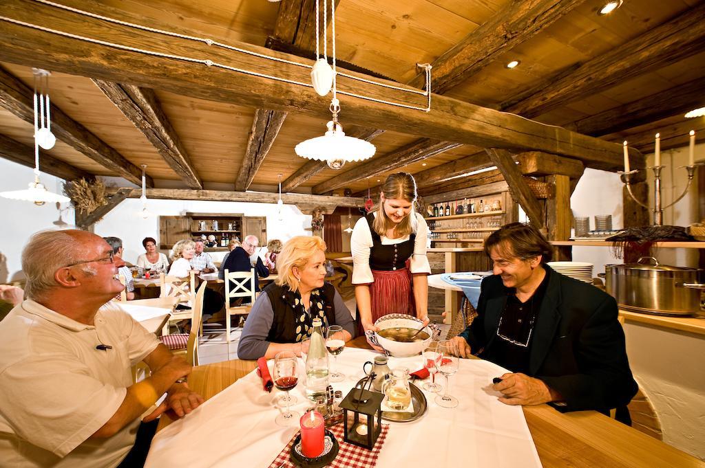 Hotel Schallerhof Tesimo Buitenkant foto